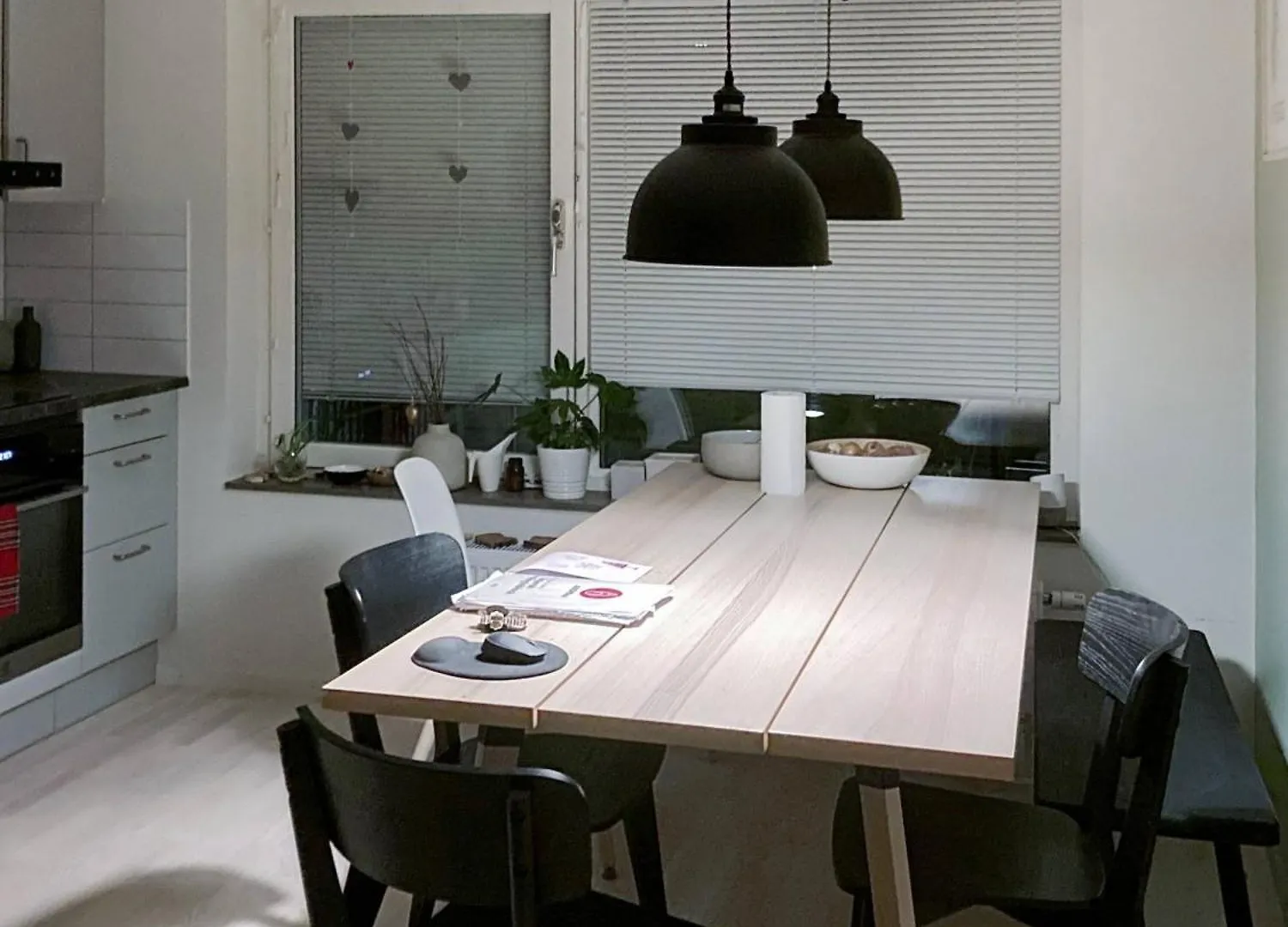 Room In Guest Room - Guest Room - 5 Min Walk Eurovision Hyllie Malmö 0*,  Zweden
