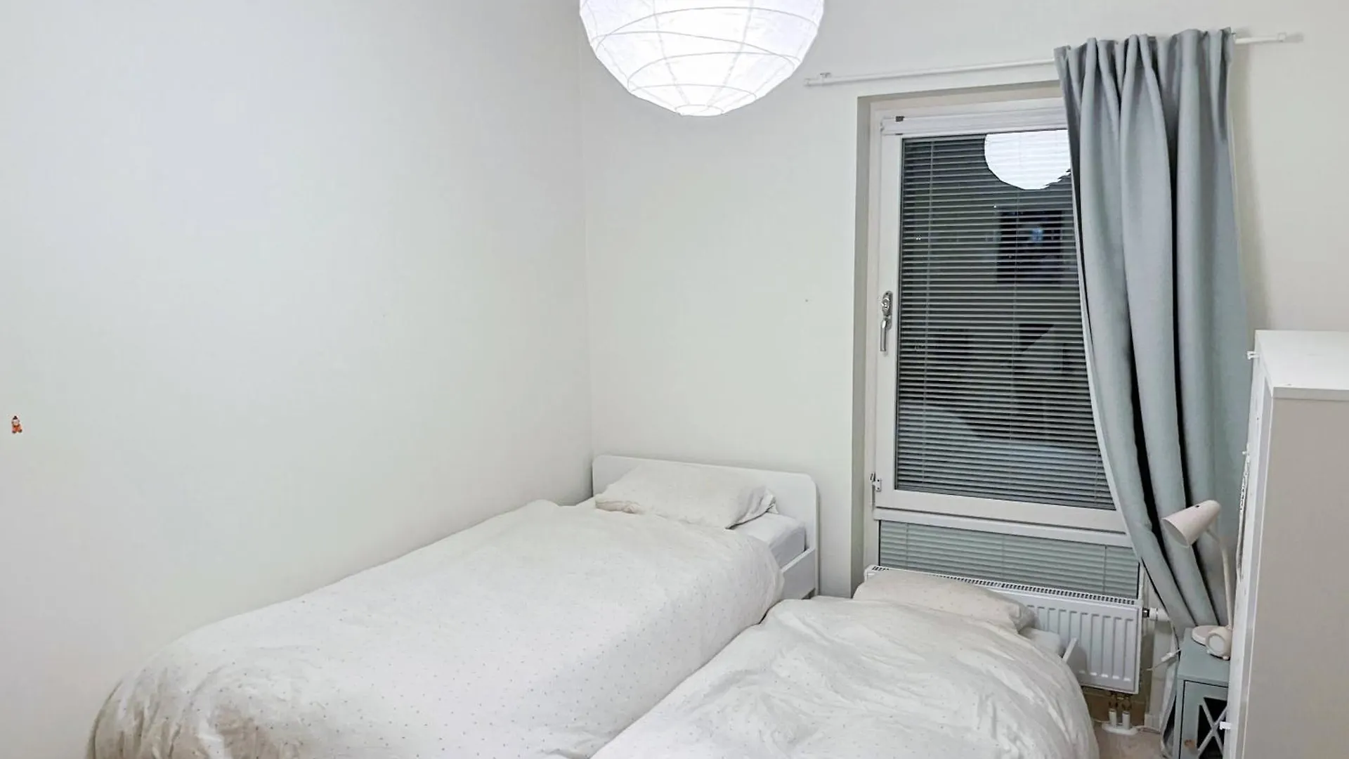 Gasthuis Room In Guest Room - Guest Room - 5 Min Walk Eurovision Hyllie Malmö Zweden